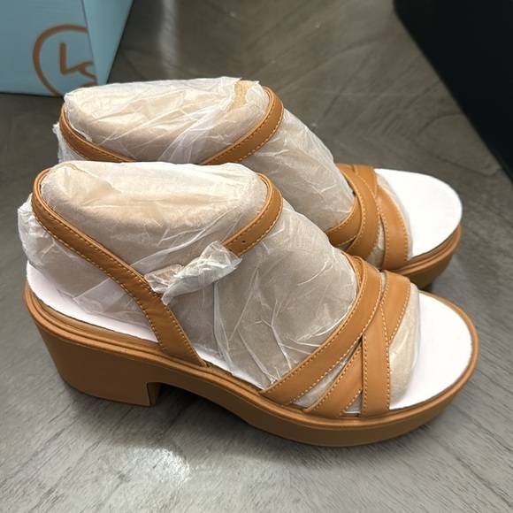 Naturalizer Court Platform Sandal - Picture 5 of 7